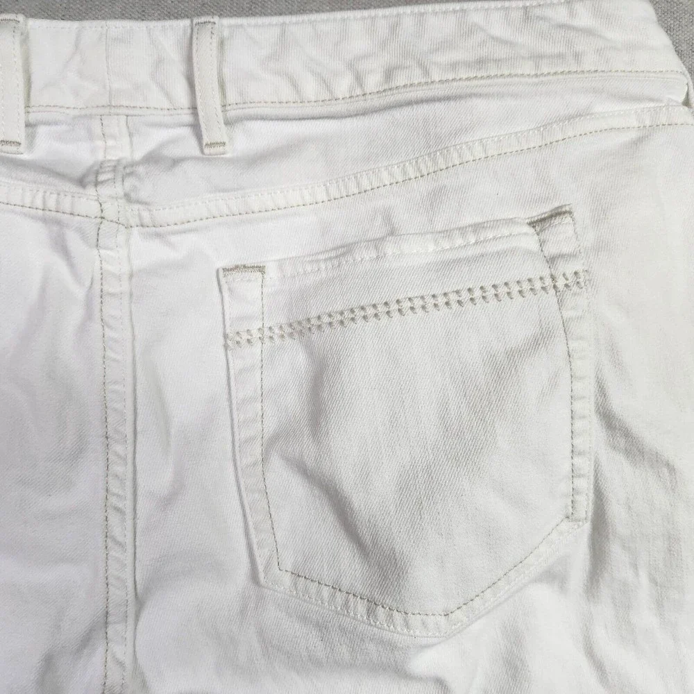 Eddie Bauer Womens Size T16 White Curvy Crop Capri Denim Jeans - Picture 12 of 14